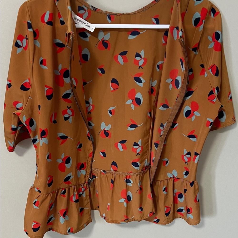Vintage Style Structured Peter Pan Neckline Blouse | Earthy Coquette Peplum Top - Picture 9 of 16